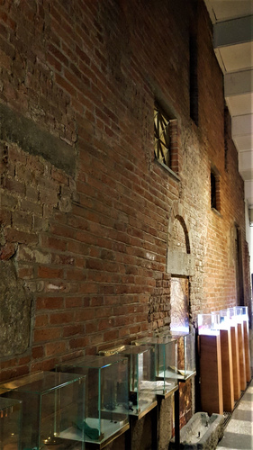 parete perimetrale della chiesa di San Donnino