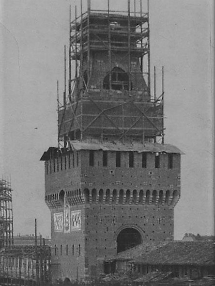 Torre del Filarete in costruzione (1904)