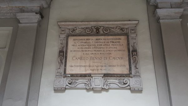 Lapide a Cavour