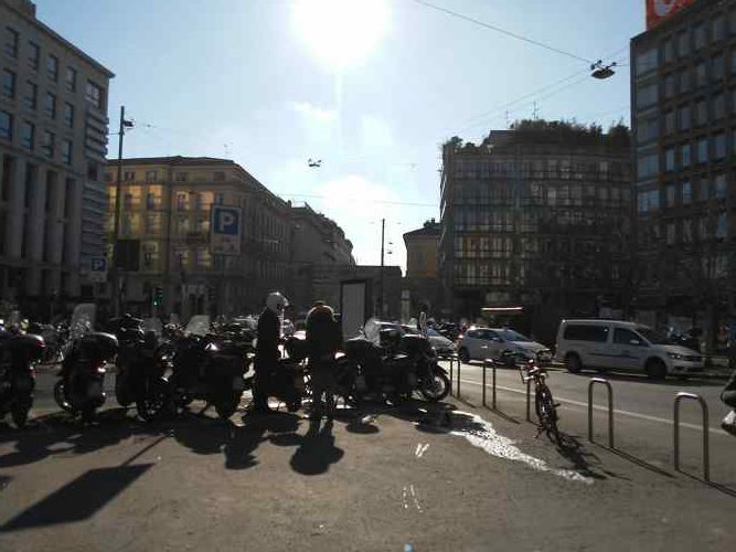 Piazza Cavour caotica, foto 11 febbraio 2021