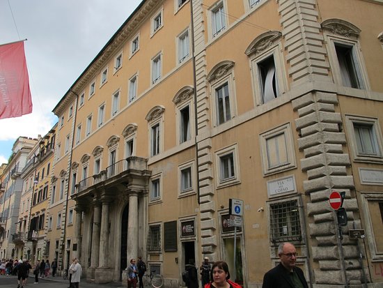 Palazzo Rondinini - via del Corso- Roma